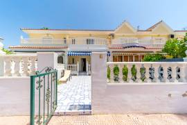 3 bedroom Townhouse with open views and communal pool in Doña Pepa, Ciudad Quesada