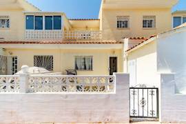 3 bedroom Townhouse with open views and communal pool in Doña Pepa, Ciudad Quesada