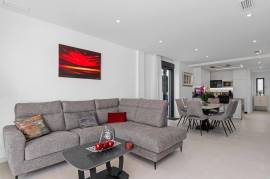 4 Bedrooms - Villa - Alicante - For Sale - N8469