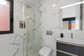 4 Bedrooms - Villa - Alicante - For Sale - N8469