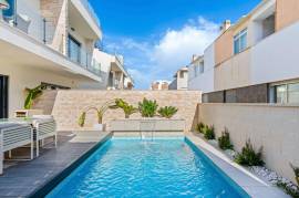 4 Bedrooms - Villa - Alicante - For Sale - N8469