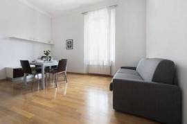 Elegant Renovated Bologna Central Apartment