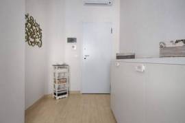 Modern Historic Center Studio near Paladozza