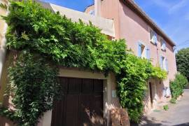 Charming Village House With 101 M2 Of Living Space, 4 Bedrooms And A Lovely Sunny Terrace. Charming Village House With 101 M2 Of Living Space, 4 Bedrooms And A Lovely Sunny Terrace.