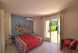 Beautiful Villa With 248 M2 Of Living Space Offering 7 Bedrooms On A 2160 M2 Plot With Pool And Views And Partly Constructible. Beautiful Villa With 248 M2 Of Living Space Offering 7 Bedrooms On A 2160 M2 Plot With Pool And Views And Partly Constructible.