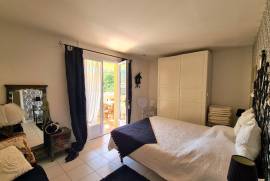Beautiful Villa With 248 M2 Of Living Space Offering 7 Bedrooms On A 2160 M2 Plot With Pool And Views And Partly Constructible. Beautiful Villa With 248 M2 Of Living Space Offering 7 Bedrooms On A 2160 M2 Plot With Pool And Views And Partly Constructible.
