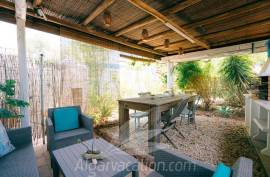 listing listing