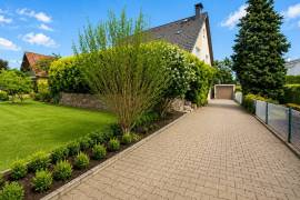 Spandau-Staaken Vacant 6/7 Room Semi-Detached House with Garden, Gym, Sauna, Garage Spandau-Staaken Vacant 6/7 Room Semi-Detached House with Garden, Gym, Sauna, Garage