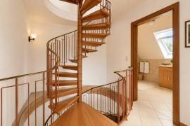 Spandau-Staaken Vacant 6/7 Room Semi-Detached House with Garden, Gym, Sauna, Garage Spandau-Staaken Vacant 6/7 Room Semi-Detached House with Garden, Gym, Sauna, Garage