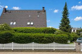 Spandau-Staaken Vacant 6/7 Room Semi-Detached House with Garden, Gym, Sauna, Garage Spandau-Staaken Vacant 6/7 Room Semi-Detached House with Garden, Gym, Sauna, Garage