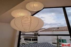 Detached house in Ekkamai - 3 Bedrooms and 2 Bathrooms, 350 sqm., Phra Khanong Detached house in Ekkamai - 3 Bedrooms and 2 Bathrooms, 350 sqm., Phra Khanong
