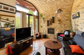 3 room, 99m2 Character property for sale in Cabrerolles - 249 000 € * 3 room, 99m2 Character property for sale in Cabrerolles - 249 000 € *