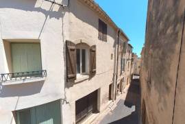 4 room, 92m2 Village house for sale in Nezignan l'eveque - 110 000 € *