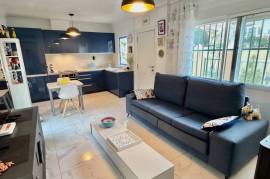 listing listing