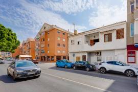 listing listing