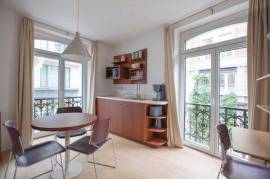 Amazing 1 bedroom apartment in city center, safe and quite area