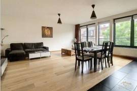 Bright 2-Bedroom Apartment in Schaerbeek
