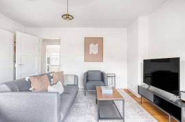 Stylish 2-Bedroom Furnished Apartment in Weinegg