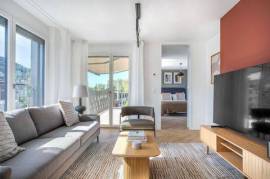 Sophisticated 1-Bedroom Apartment in Friesenberg