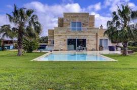 Luxurious Villa