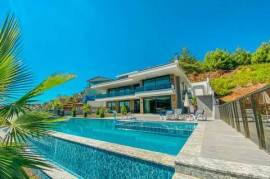 Ultra Luxury 9+1 Villa with Private Pool & Sea View in Alanya Tepe