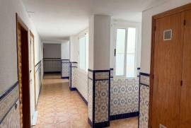 listing listing