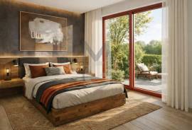 3-beds apartment with two terraces, in a condominium with swimming pool
