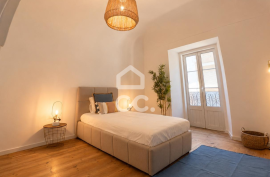 18th‑Century Restored Townhouse Inside Évora’s Historic Walls