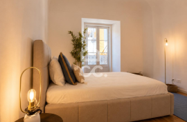 18th‑Century Restored Townhouse Inside Évora’s Historic Walls