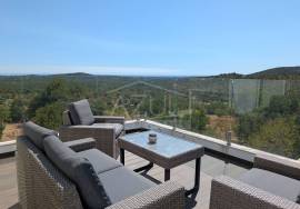 Renovated 4-Bed Quality Villa with Pool & Sea Views – Soalheira, Loulé Renovated 4-Bed Quality Villa with Pool & Sea Views – Soalheira, Loulé