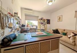 Renovated 4-Bed Quality Villa with Pool & Sea Views – Soalheira, Loulé Renovated 4-Bed Quality Villa with Pool & Sea Views – Soalheira, Loulé