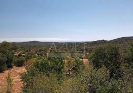 Renovated 4-Bed Quality Villa with Pool & Sea Views – Soalheira, Loulé Renovated 4-Bed Quality Villa with Pool & Sea Views – Soalheira, Loulé