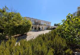 Renovated 4-Bed Quality Villa with Pool & Sea Views – Soalheira, Loulé Renovated 4-Bed Quality Villa with Pool & Sea Views – Soalheira, Loulé
