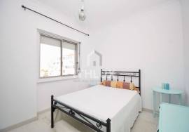 1 bedroom apartment, very central in family building 1 bedroom apartment, very central in family building