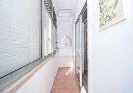 1 bedroom apartment, very central in family building 1 bedroom apartment, very central in family building