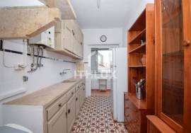 1 bedroom apartment, very central in family building 1 bedroom apartment, very central in family building