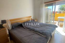 Beautifully Presented 2-Bedroom Apartment with Roof Terrace, Sea Views & Pool Beautifully Presented 2-Bedroom Apartment with Roof Terrace, Sea Views & Pool