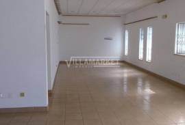 Set of 2 interconnected bank stores totaling 145 m2 located in Rossio to the South of the Tagus, Abrantes