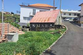 Charming and Versatile Property in Calheta Charming and Versatile Property in Calheta