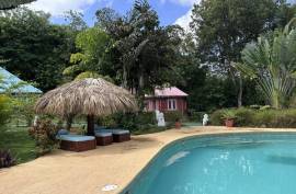 Quiet And Secluded Hotel Living