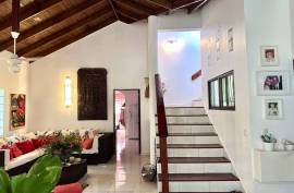 Quiet And Secluded Hotel Living