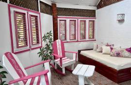Quiet And Secluded Hotel Living