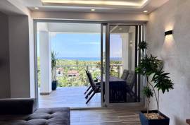 4-Bedroom Penthouse For A Surfer Family 4-Bedroom Penthouse For A Surfer Family