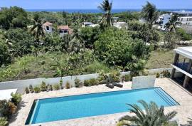 4-Bedroom Penthouse For A Surfer Family 4-Bedroom Penthouse For A Surfer Family