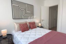 Renovated 3 Bedroom Apartment in Benfica Renovated 3 Bedroom Apartment in Benfica
