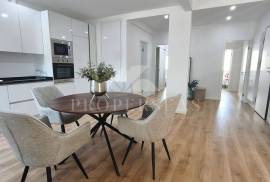 Renovated 3 Bedroom Apartment in Benfica Renovated 3 Bedroom Apartment in Benfica