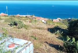 Land Santa Cruz