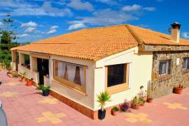 Stunning 6 Bed Villa & Casita For Sale in Turis Valencia Spain