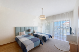4 Bedroom Apartment for Annual Rental - Portimão