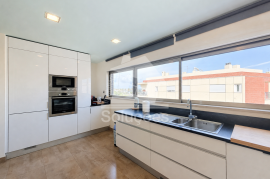 4 Bedroom Apartment for Annual Rental - Portimão